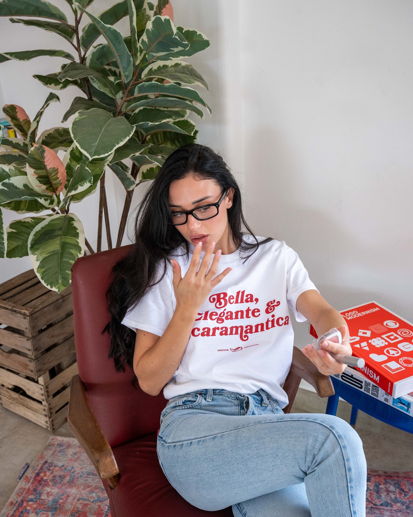 T-shirt "Bella Elegante e Scaramantica
