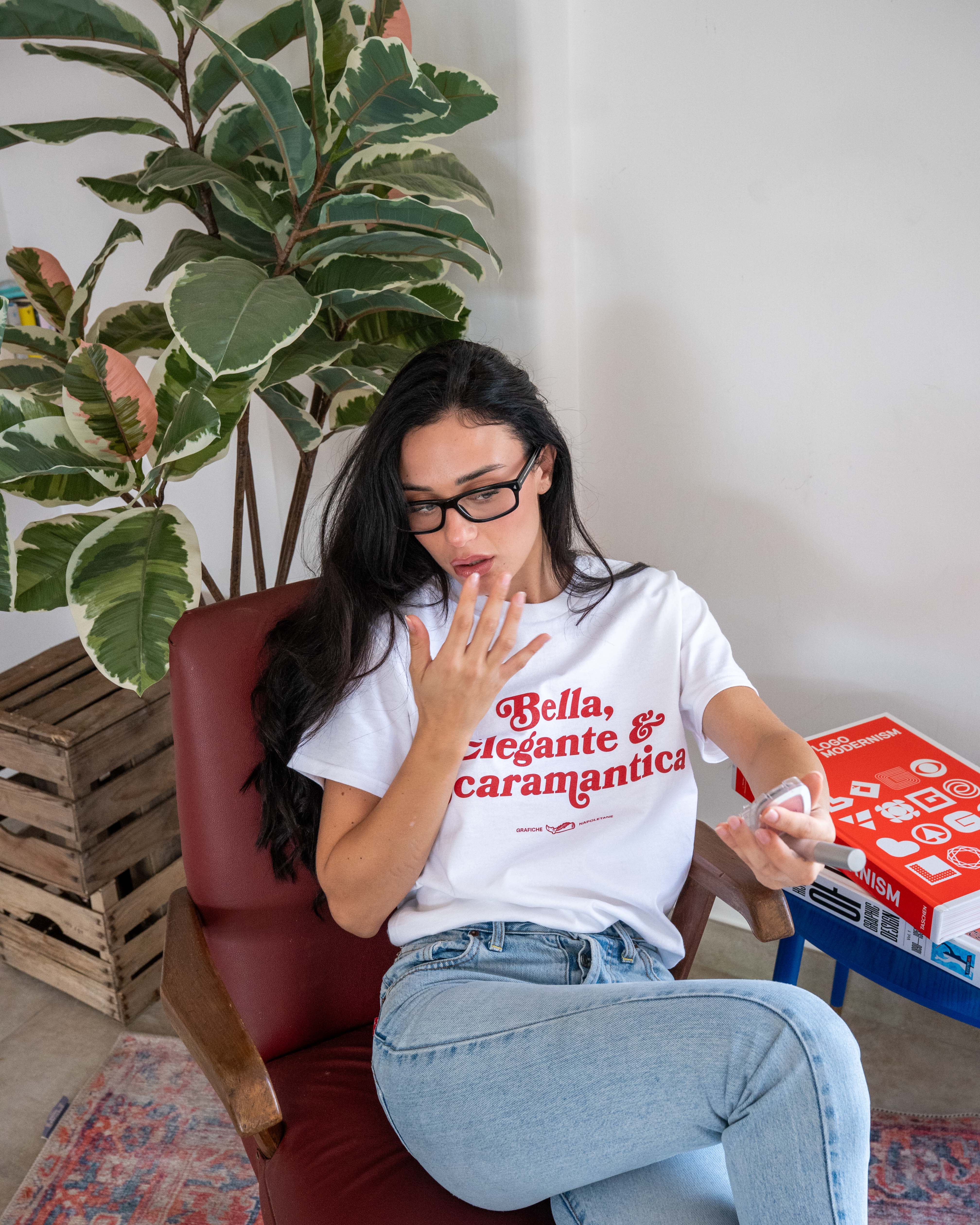 T-shirt "Bella Elegante e Scaramantica