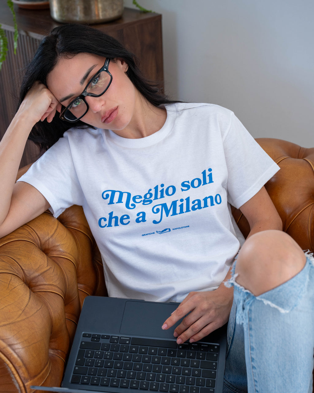 T-Shirt “Meglio soli che a Milano”